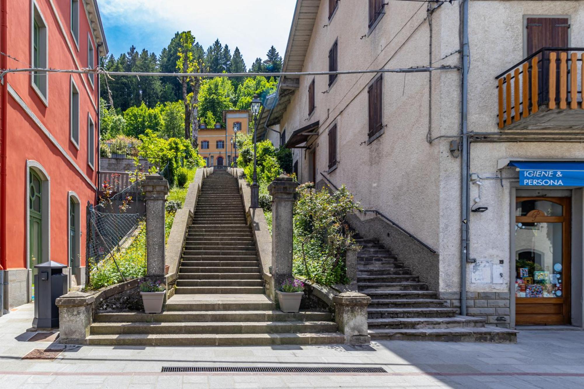 Centro Storico Sestola Wifi E Netflix Villa Buitenkant foto